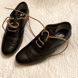 Oxford shoes